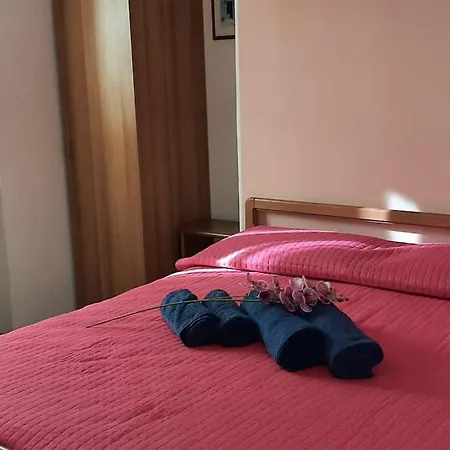 House Marika Σπίτι διακοπών Gera Lario